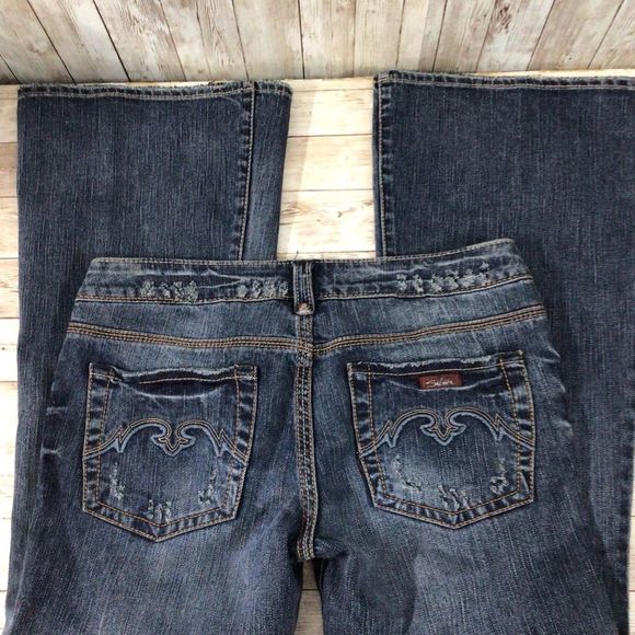 Silver Jeans Dark Wash Flare & Wide Leg Jeans - Picture 5 of 9